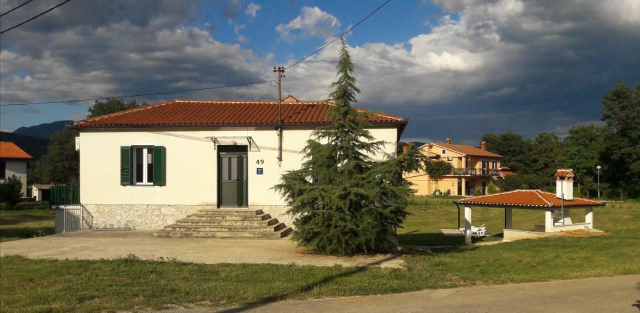 Villa Zwei Zedern Pican Экстерьер фото